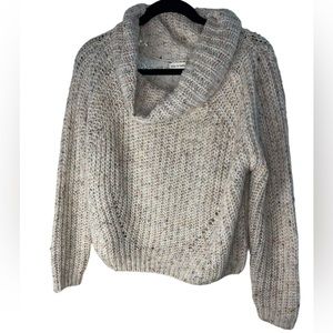 sweater cowl neck confetti junior size small‎ Moon & Madison
